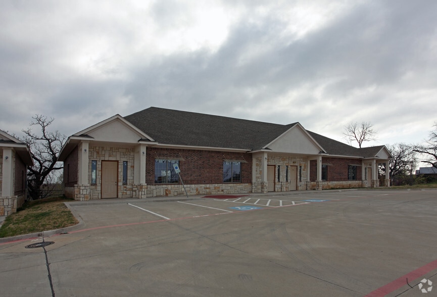 More Photos Of 7000 Parkwood Blvd, Frisco Medical For Lease