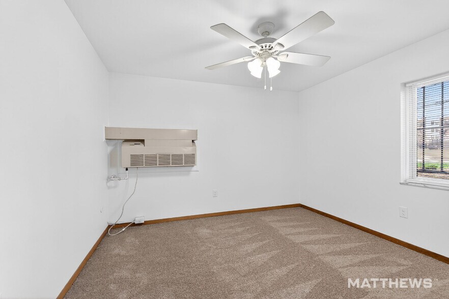 More Photos Of 3677 Indianola Ave, Columbus Apartments For Sale