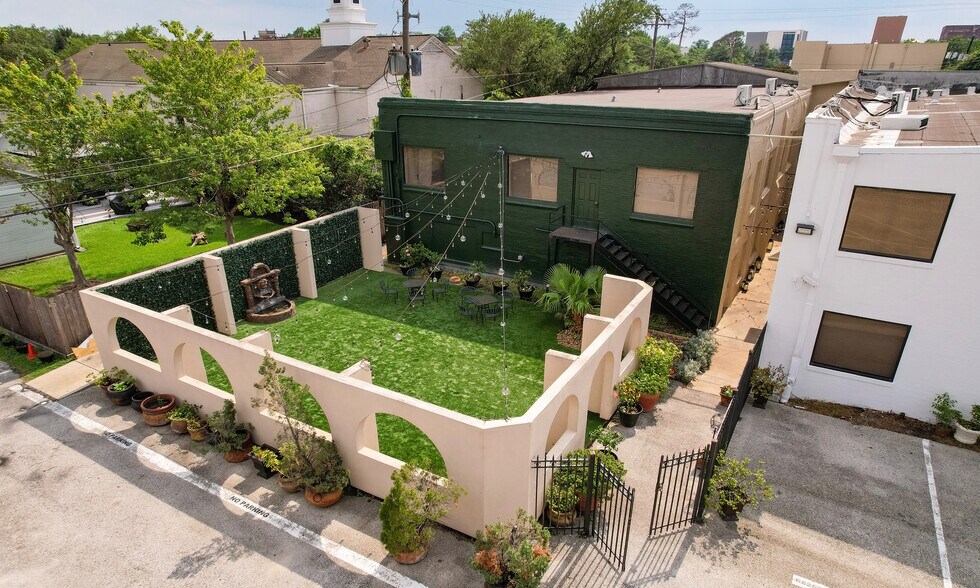 More Photos Of 3600 Michaux St, Houston Lodge Meeting Hall For Sale