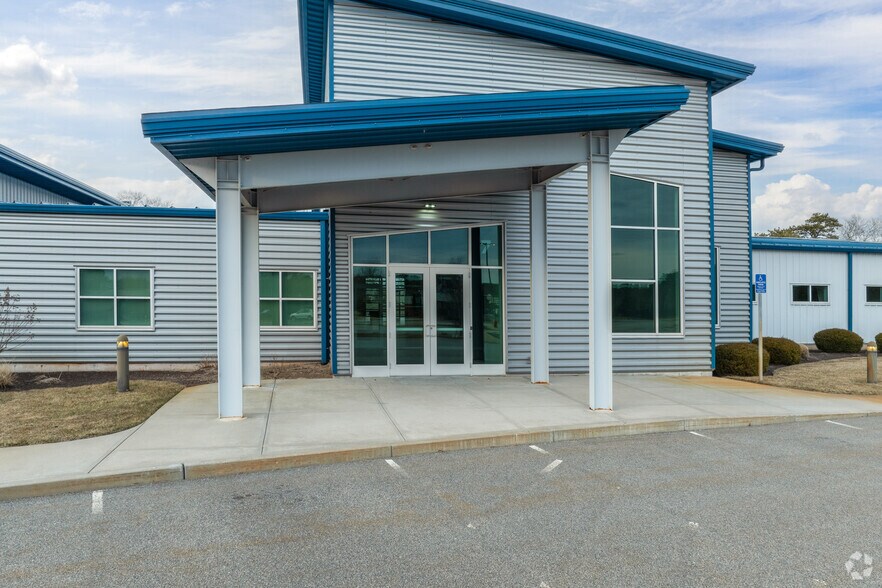 More Photos Of 7 Technology Park Dr, Bourne Office For Lease