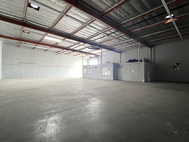 More Photos Of 3768 Rockwell Ave, El Monte Manufacturing For Lease