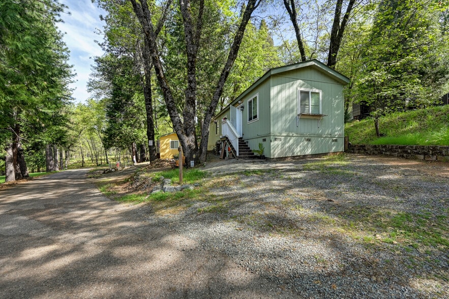 More Photos Of 245 S. Railroad Flat Rd, Rail Road Flat Manufactured Housing Mobile Home Park For Sale