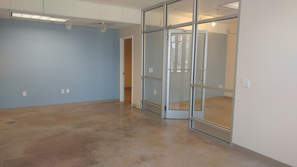More Photos Of 605 W Main St, Carrboro Medical For Sale