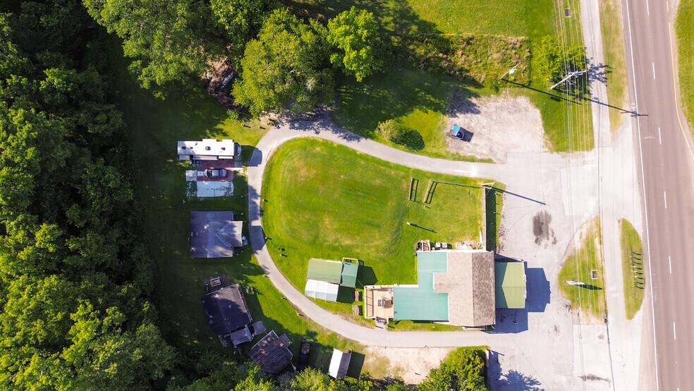More Photos Of 3297 US 17 Hwy, Green Cove Springs Bar For Sale