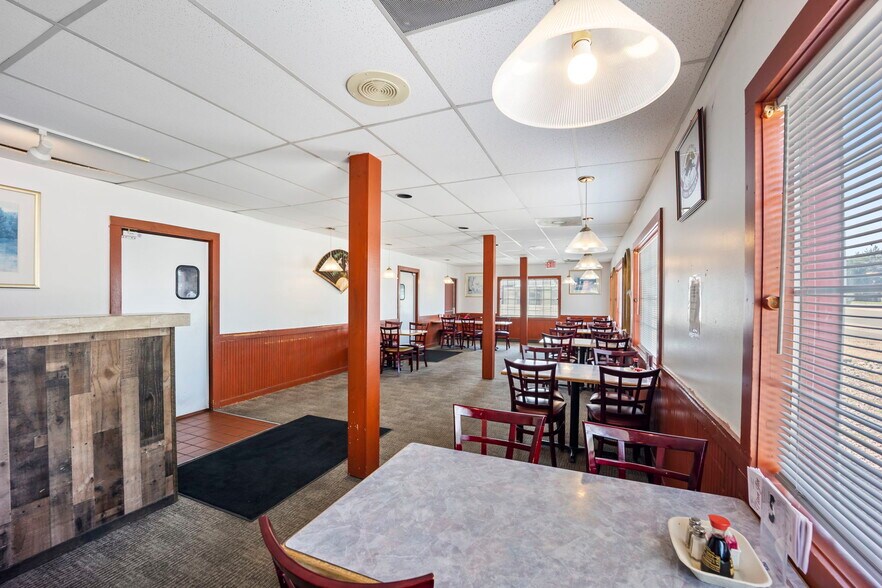 More Photos Of 3400 W Northern Ave, Pueblo Restaurant For Sale