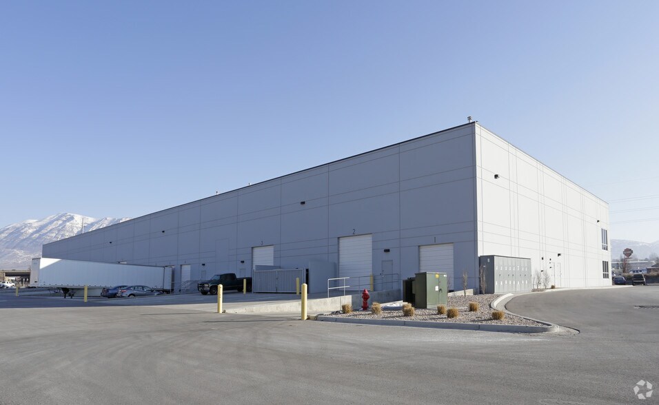More Photos Of 1020 W 600 S, Lindon Warehouse For Lease