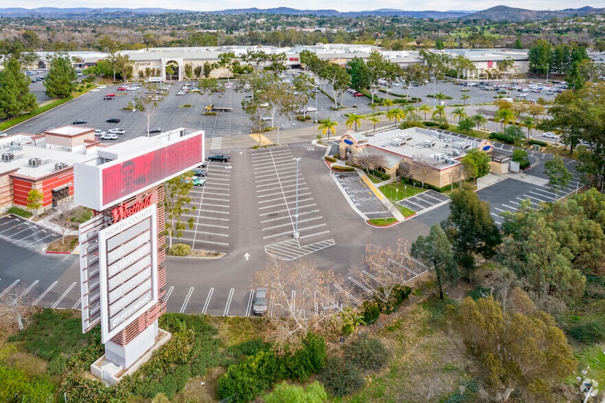 More Photos Of 200-272 E Via Rancho Pky, Escondido General Retail For Sale