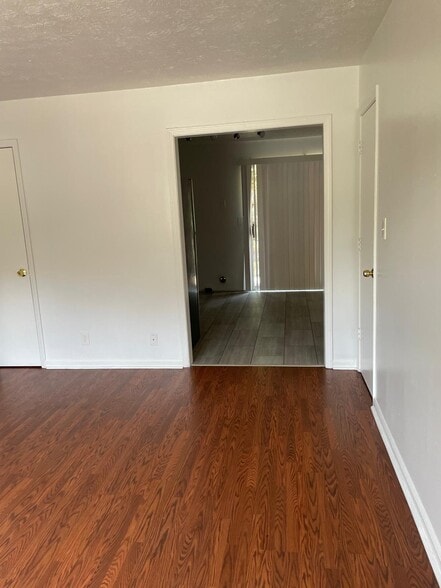 More Photos Of 393 Stone Mountain St, Lawrenceville Apartments For Sale