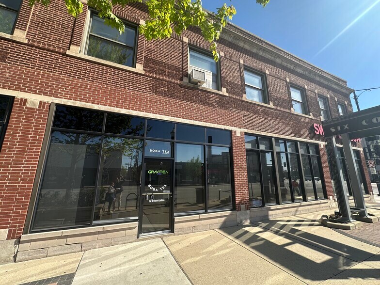 More Photos Of 4006-4012 N Milwaukee Ave, Chicago Storefront Retail Office For Lease