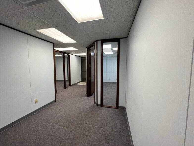 More Photos Of 3601 Hobson Rd, Fort Wayne Office For Lease