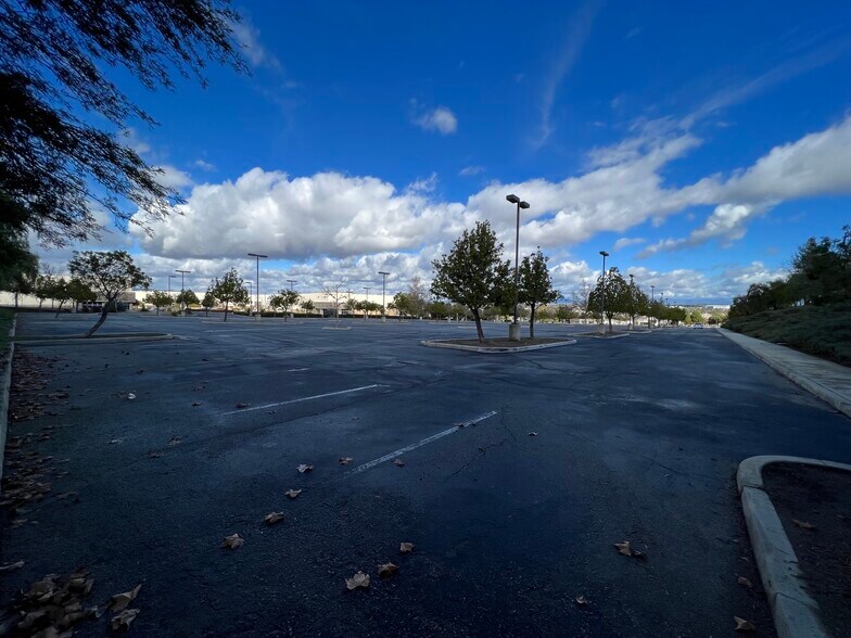 More Photos Of Zevo Dr, Temecula Land For Sale