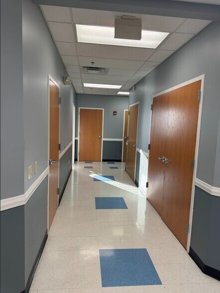 More Photos Of 645 Roy Wilkins Ave, Louisville Medical For Lease