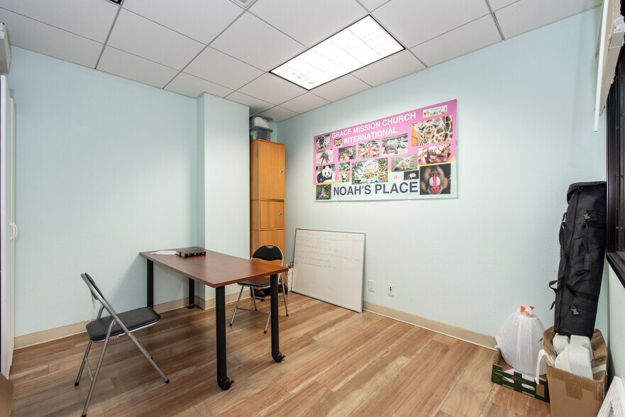 More Photos Of 17500 Red Hill Ave, Irvine Office Residential For Lease