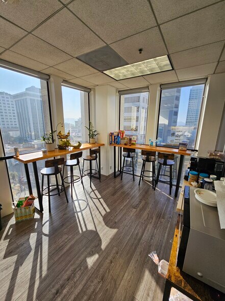 More Photos Of 620 N Brand Blvd, Glendale Office For Lease
