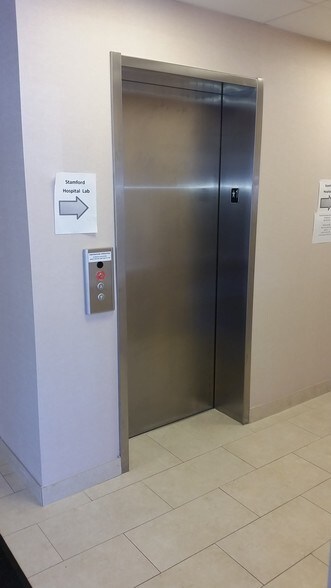 More Photos Of 69 East Ave, Norwalk Medical For Lease