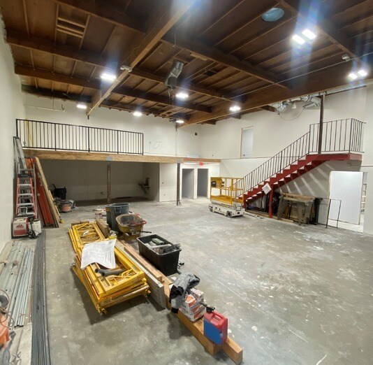 More Photos Of 21063 Cabot Blvd, Hayward Warehouse For Sale