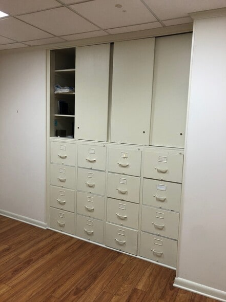 More Photos Of 505 S Perkins Rd, Memphis Apartments For Lease