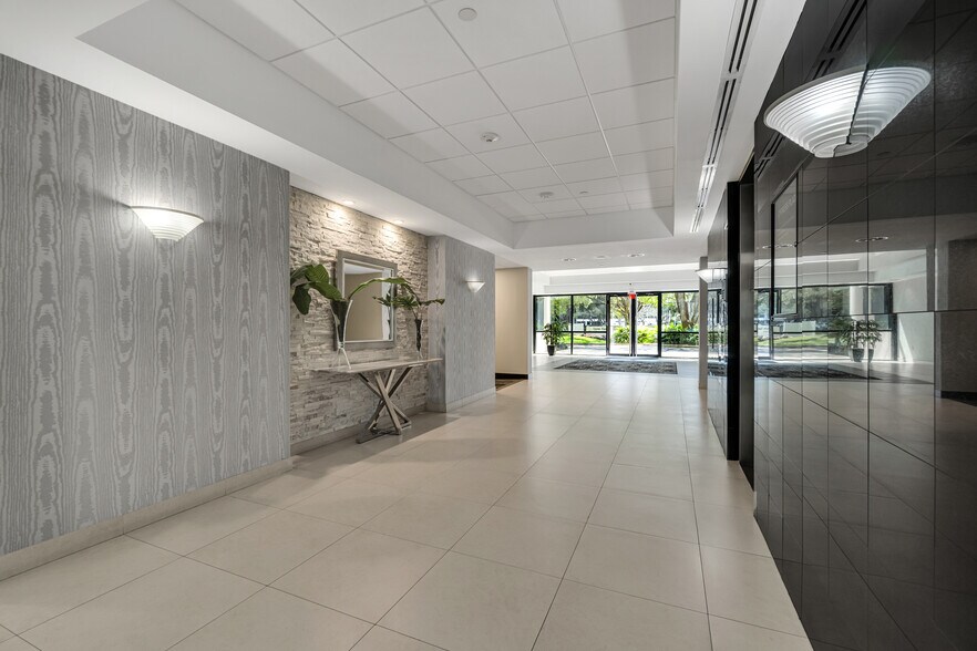 More Photos Of 6365 NW 6th Way, Fort Lauderdale Office For Lease