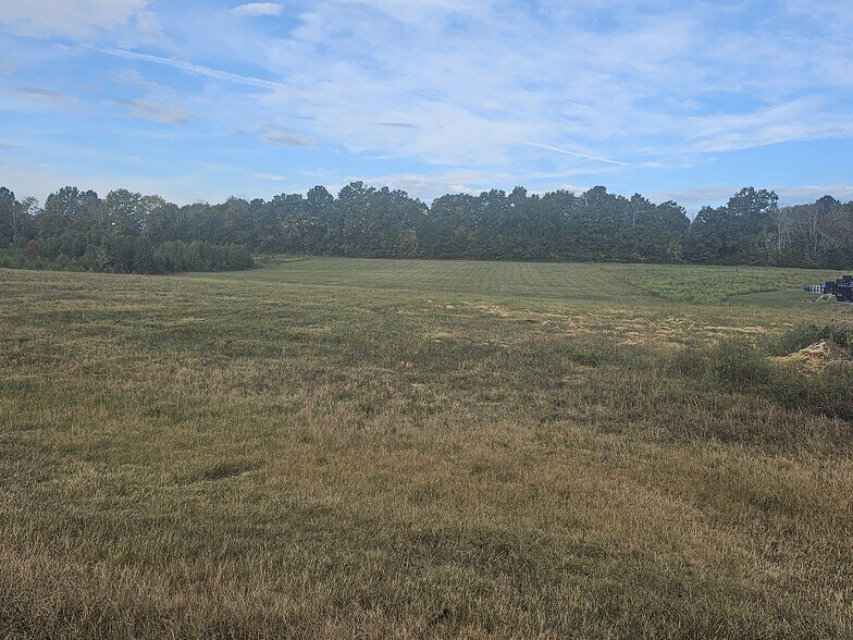 More Photos Of 1033 Veterans Dr, Lewisburg Land For Sale