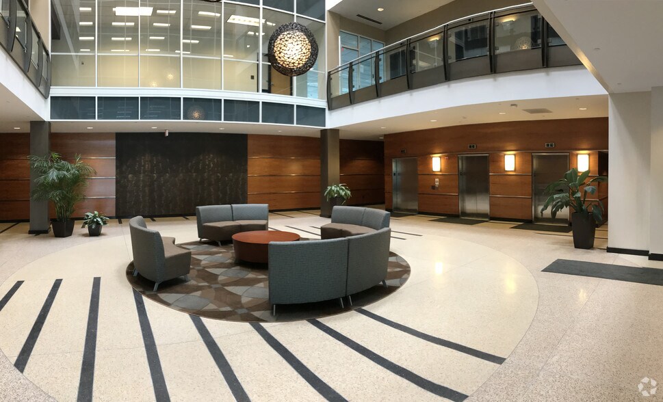 More Photos Of 5165 Emerald Pky, Dublin Office For Lease