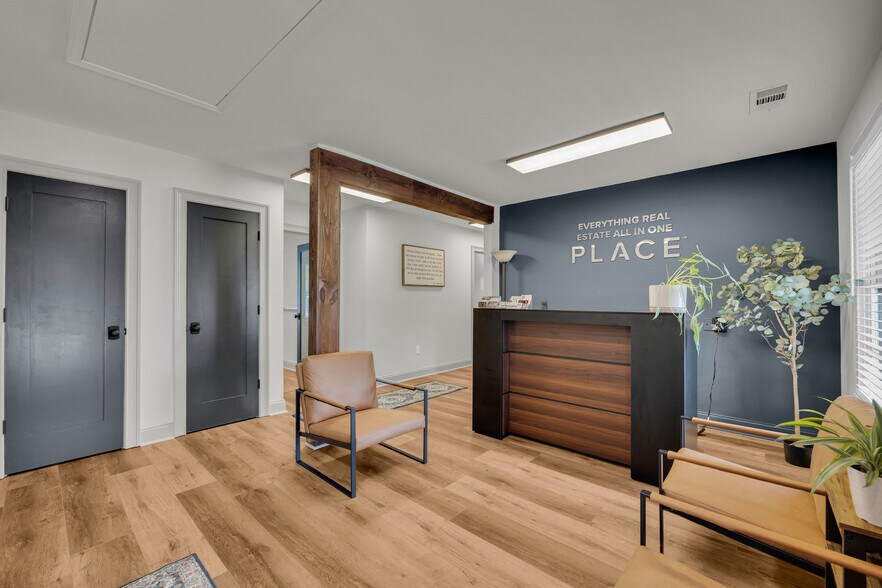 More Photos Of 679 Hospital Rd, Commerce Medical For Lease