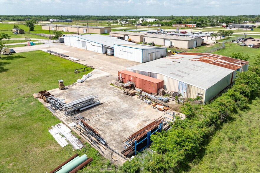 More Photos Of 219 Legion Rd, Angleton Warehouse For Sale