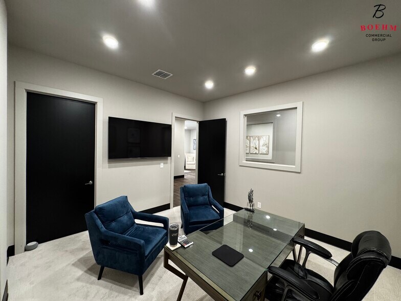 More Photos Of 12 Truss Dr, Boerne Freestanding For Lease