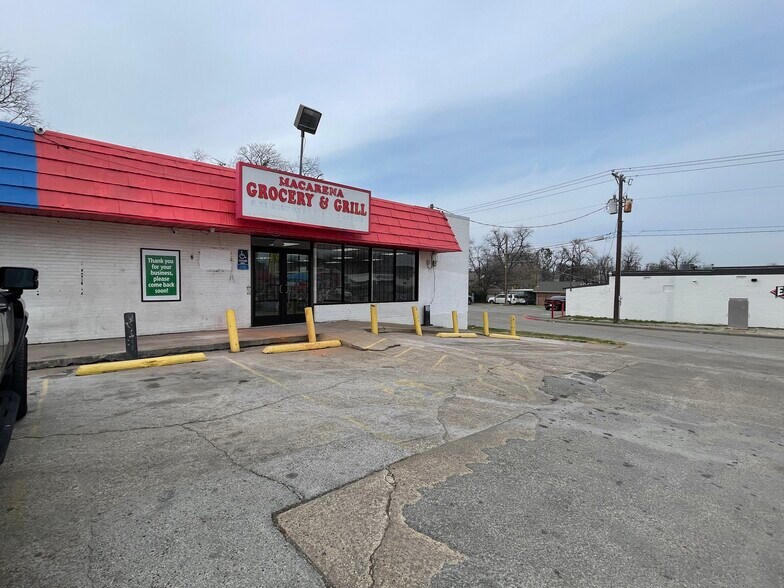 More Photos Of 3750 Hemphill St, Fort Worth Convenience Store For Lease