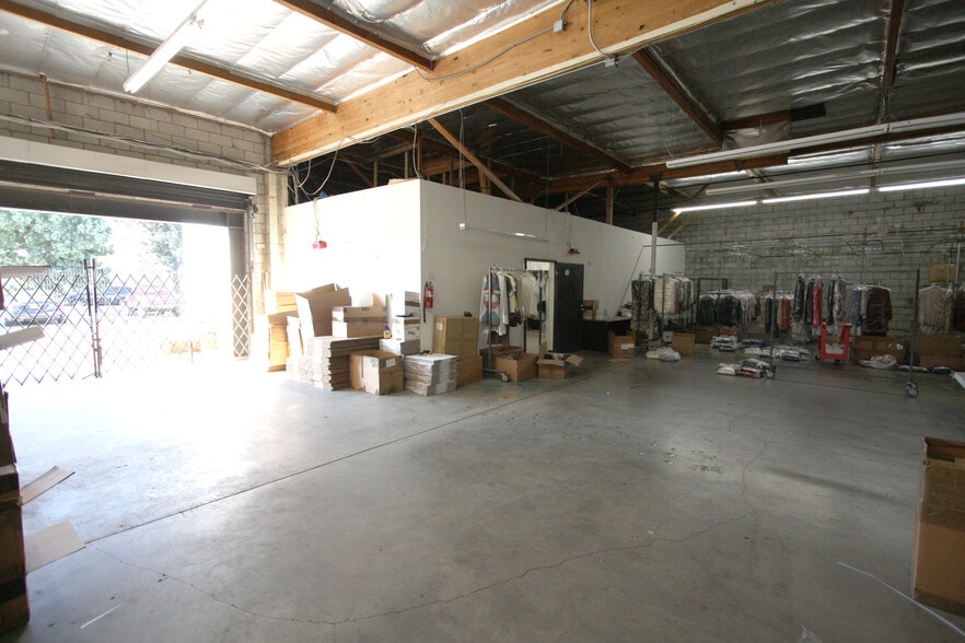More Photos Of 1700 S Central Ave, Los Angeles Industrial For Lease