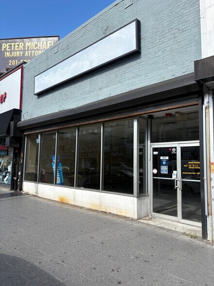 Primary Photo Of 2837 John F Kennedy Blvd, Jersey City General Retail For Lease