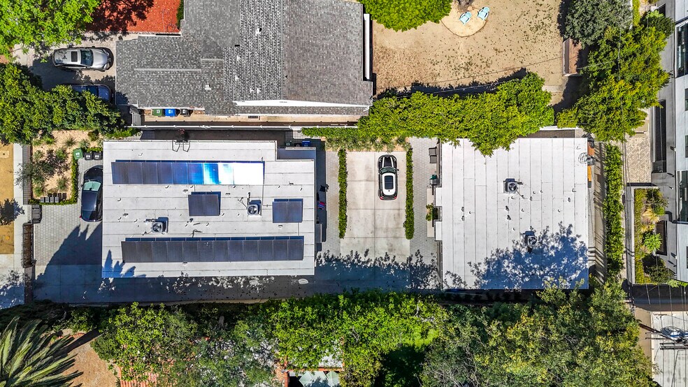 More Photos Of 11025 Blix St, North Hollywood Apartments For Sale