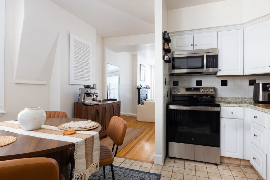 More Photos Of 45B Bowdoin St, Boston Apartments For Sale