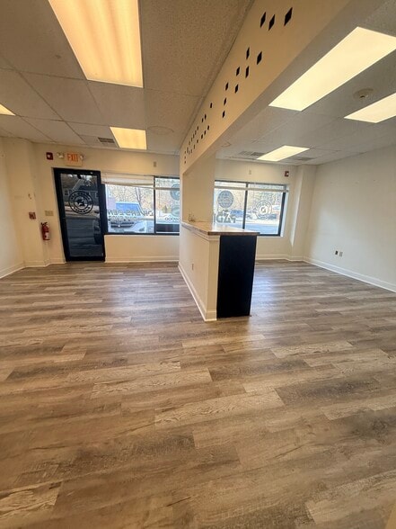 More Photos Of 97 Lafayette Rd, Hampton Falls Storefront For Lease