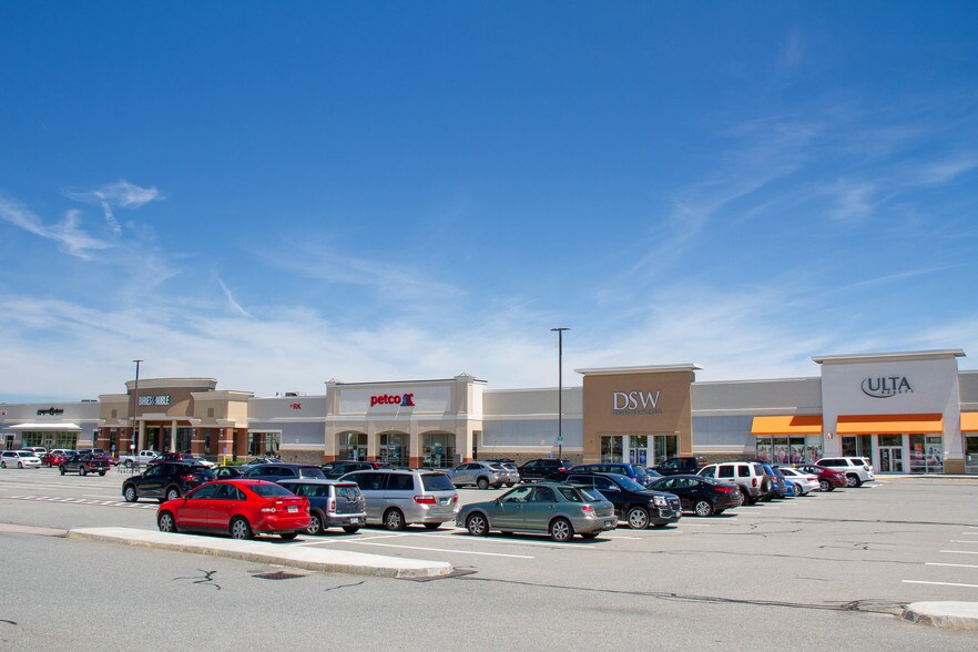 More Photos Of 1315 W Main St, Middletown Unknown For Lease