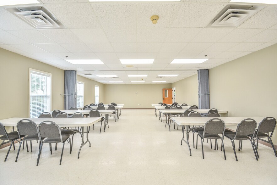 More Photos Of 1400 Grayson Hwy, Lawrenceville Religious Facility For Sale