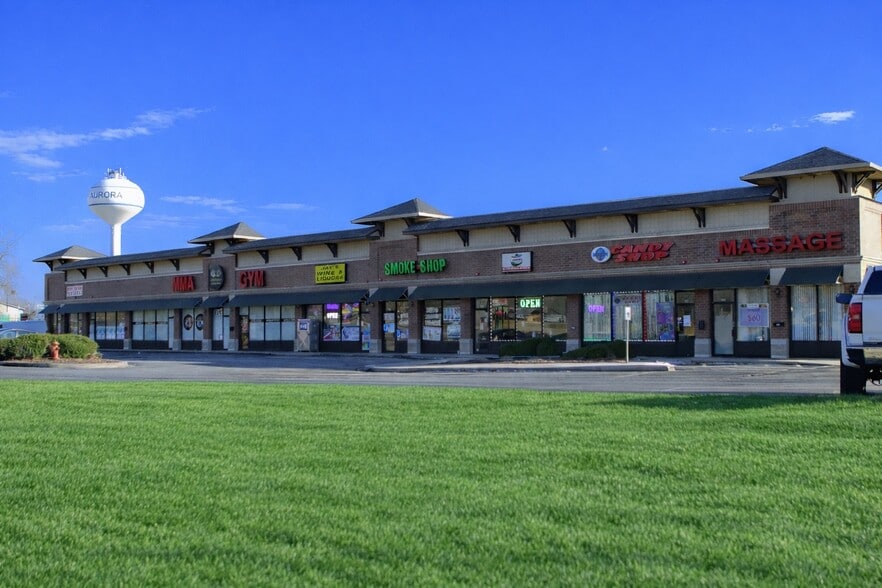Primary Photo Of 200 Butterfield Rd, North Aurora General Retail For Lease
