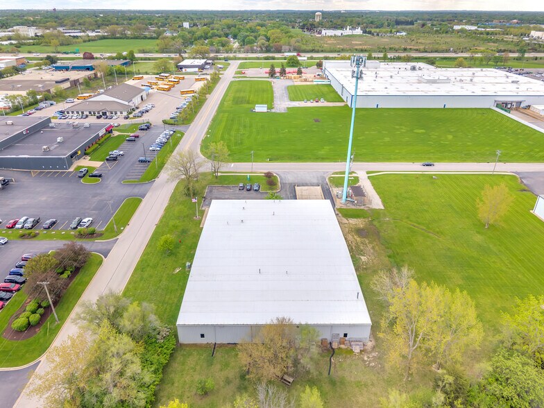 More Photos Of 197 Alder Dr, North Aurora Warehouse For Sale