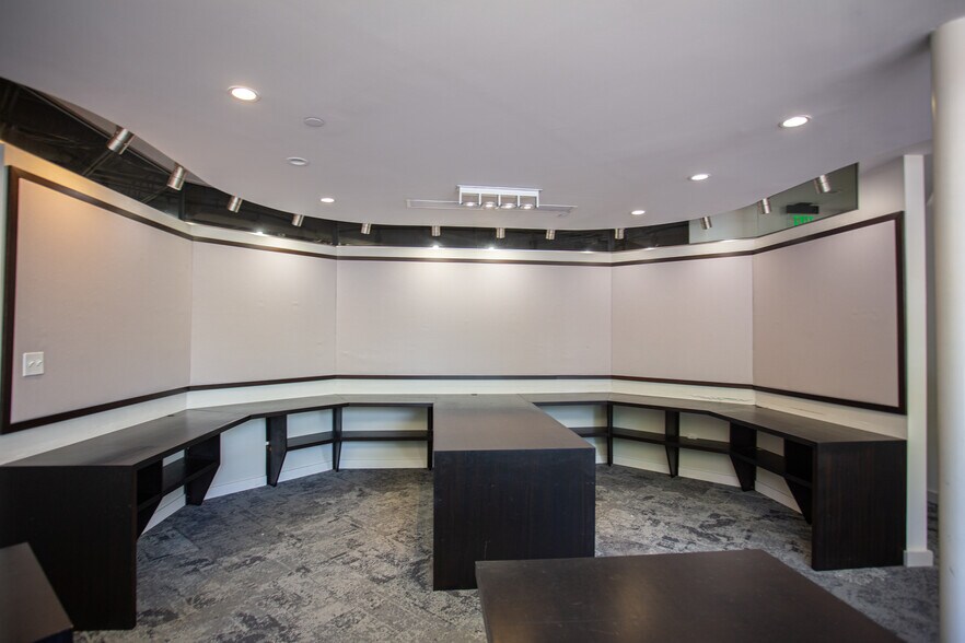 More Photos Of 145 Lincoln Ave, Winter Park Office For Lease