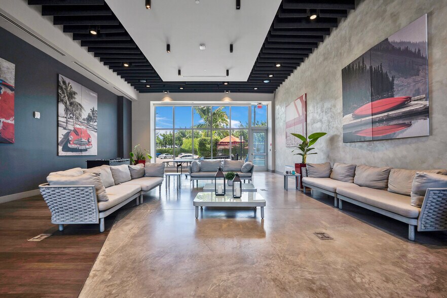 More Photos Of 3401 NW 25th St, Miami Hotel For Sale