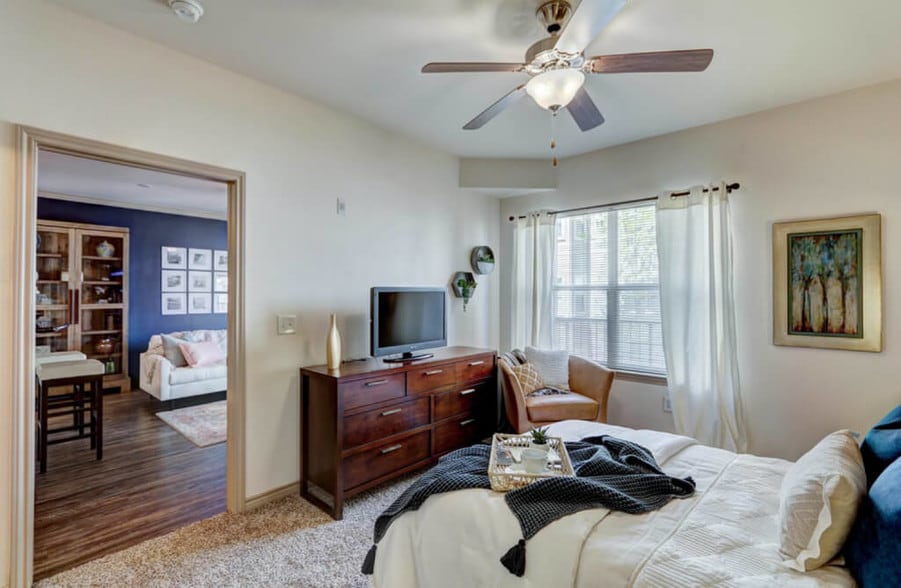 More Photos Of 301-409 N Walker Ave, Oklahoma City Apartments For Lease