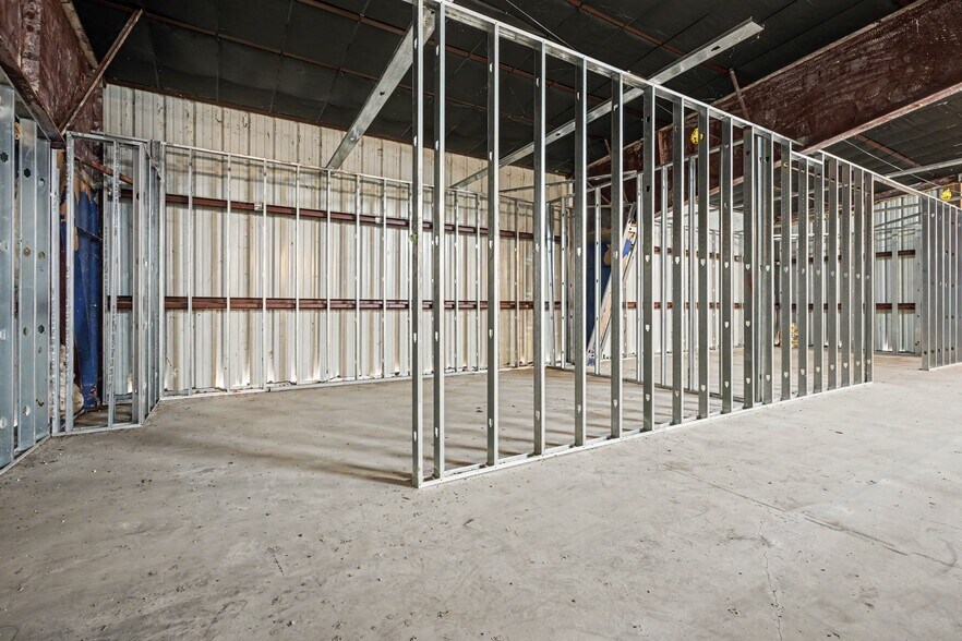 More Photos Of 37310 FM 521 Rd, Brazoria Distribution For Lease