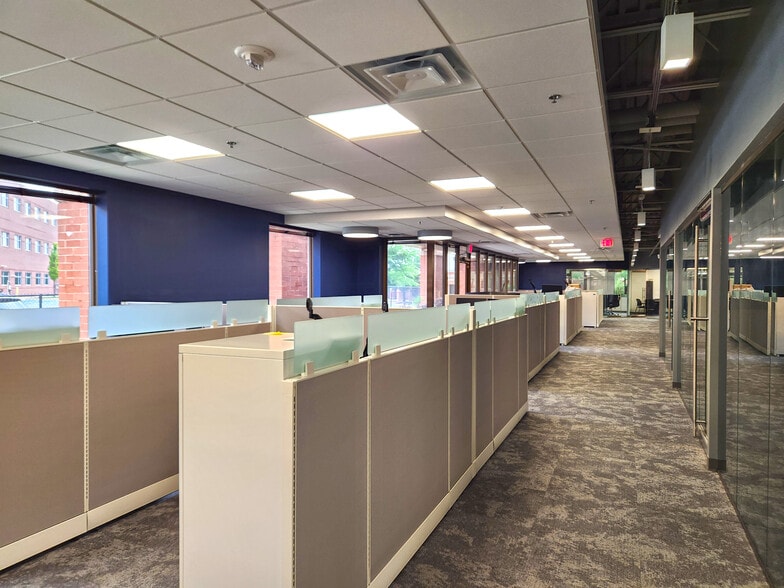 More Photos Of 14750 Sweitzer Ln, Laurel Medical For Sale