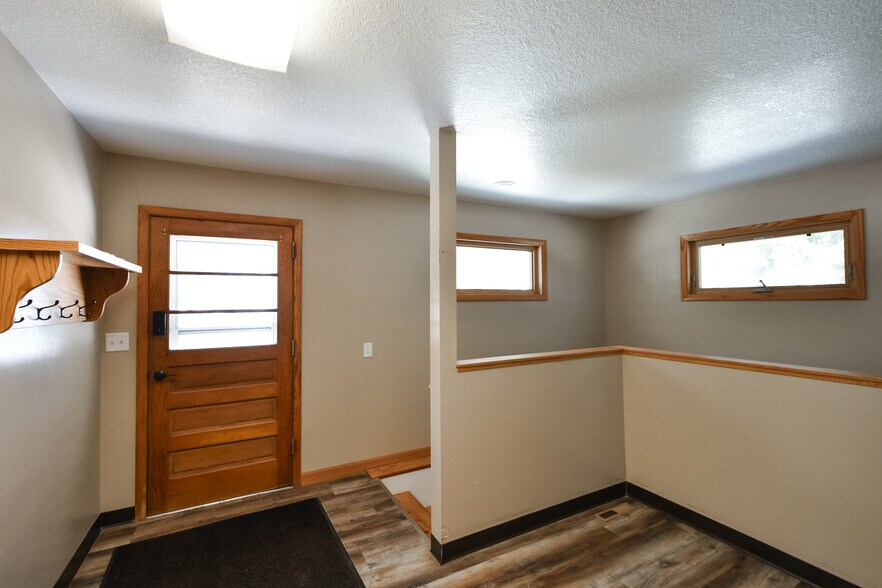 More Photos Of 307 2nd St, Goodhue Storefront Retail Office For Sale