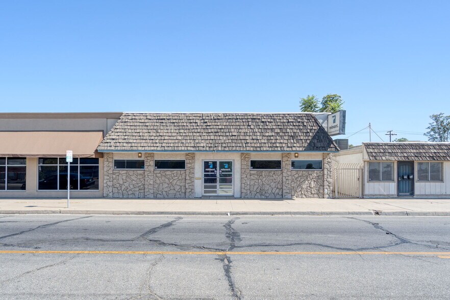 More Photos Of 320 Kentucky St, Bakersfield Manufacturing For Sale