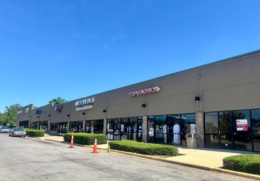 More Photos Of 833-885 Dennison Ave SW, Birmingham Unknown For Lease