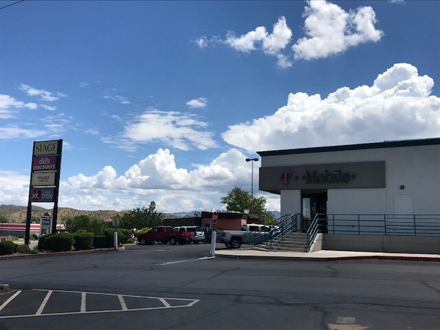 More Photos Of 351-499 W Mariposa Rd, Nogales Unknown For Lease