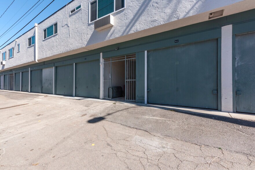 More Photos Of 221 S Nevada St, Oceanside Apartments For Sale