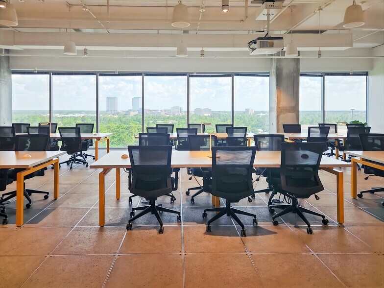 More Photos Of 1725 Hughes Landing Blvd, The Woodlands Coworking Space
