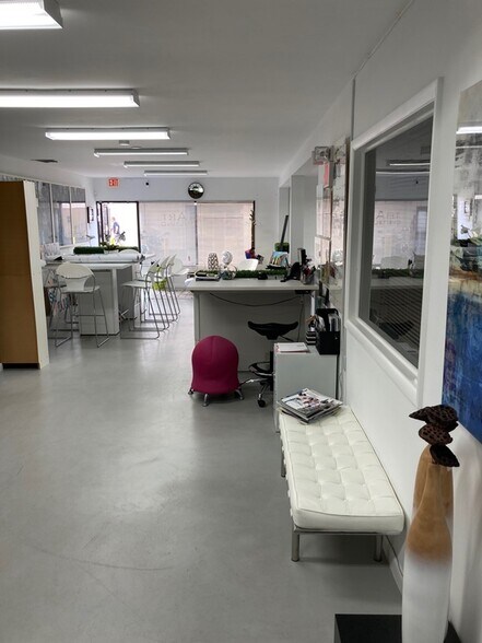 More Photos Of 205-279 Goolsby Blvd, Deerfield Beach Coworking Space