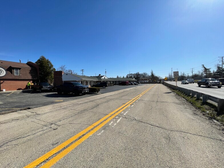 More Photos Of 511 Rockland Rd, Lake Bluff Land For Sale